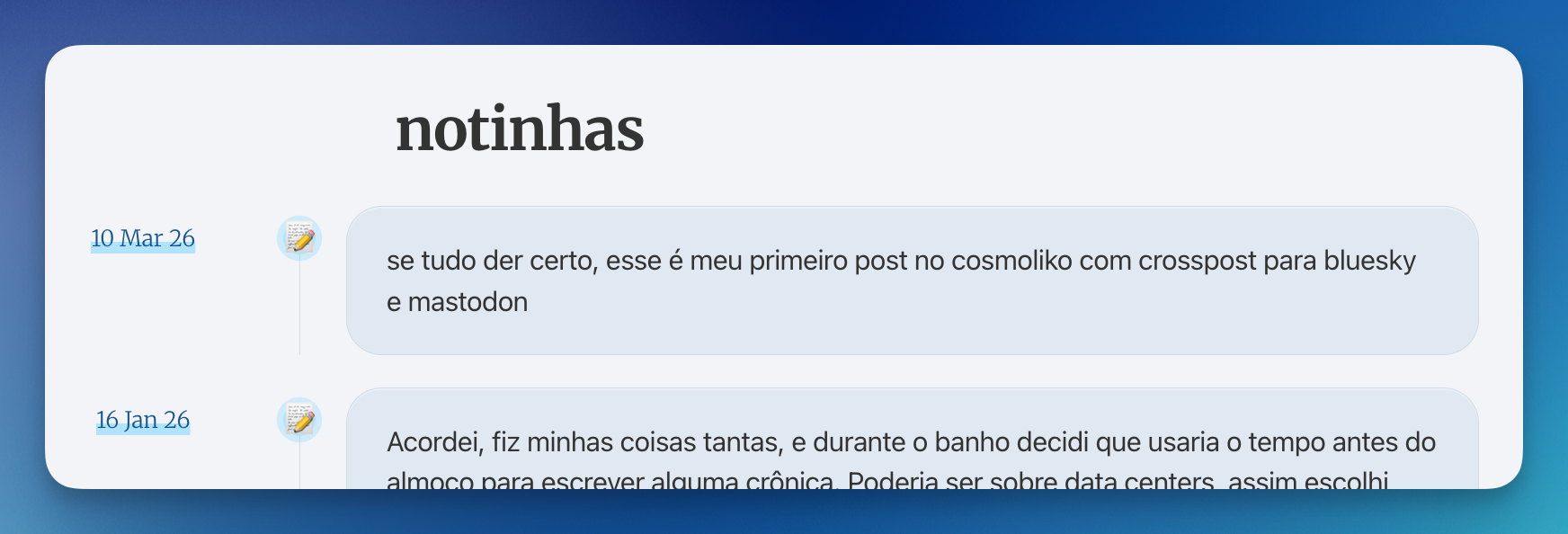 interface minimalista com título "notinhas" em serif, cards de azul com sombra suave sobre fundo azul quase branco, datas em azul à esquerda