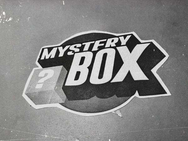 #06 Uma caixa misteriosa de presente de aniversário